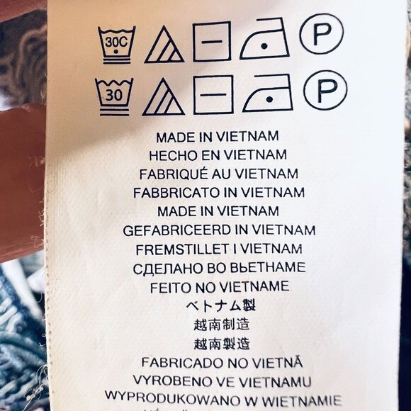 Michael Kors Paisley Bell Sleeve Top Metallic Shoulder VNeck Navy White S Womens - Picture 6 of 11